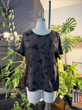 Goldie Black Tie-Dye Short Sleeve Tee